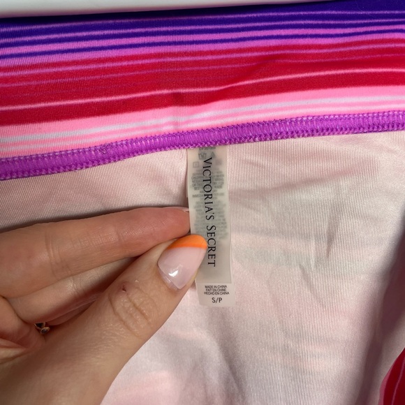 Victoria’s Secret Biofit Bikini - never worn! - Picture 6 of 8